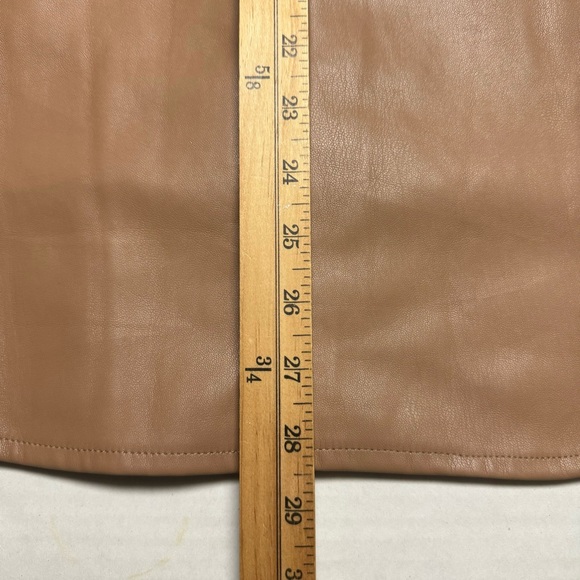 Aaron & Amber Faux Leather Shacket (Shirt Jacket) In Camel Brown Size: Large - Picture 13 of 13